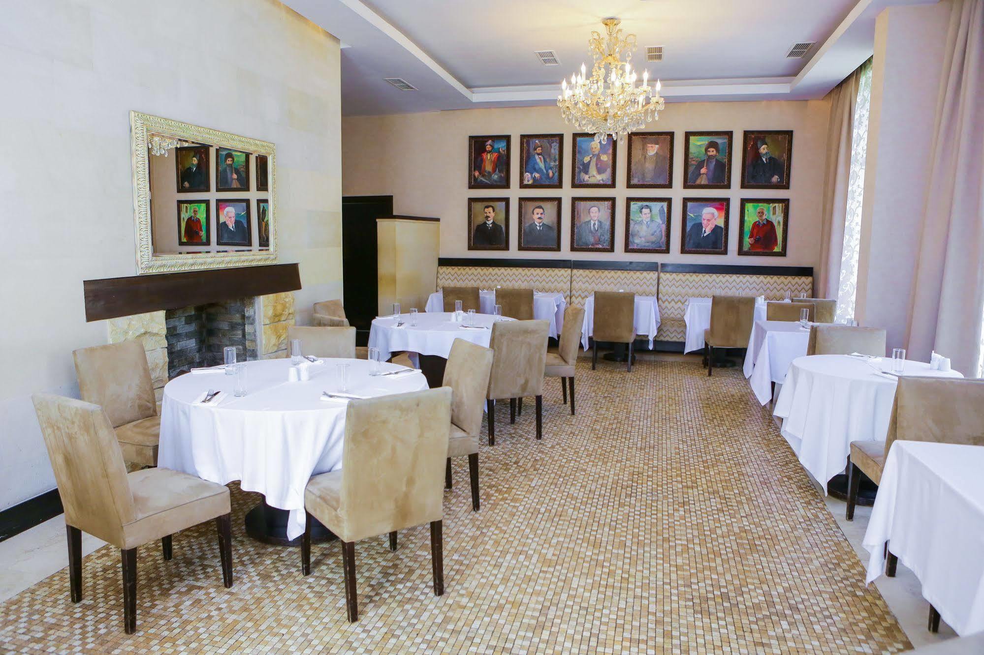Sheki Saray Hotel Eksteriør billede