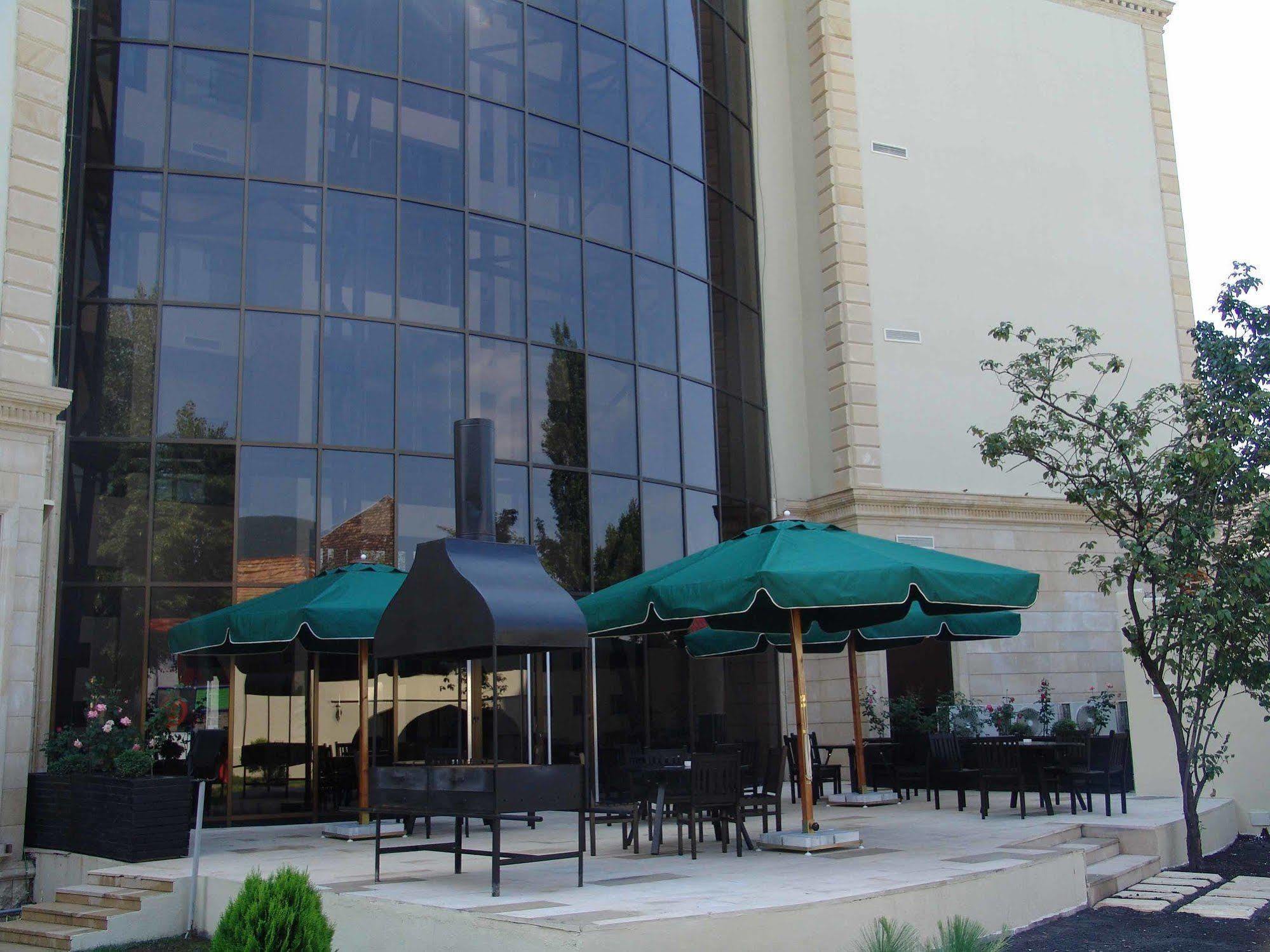 Sheki Saray Hotel Eksteriør billede